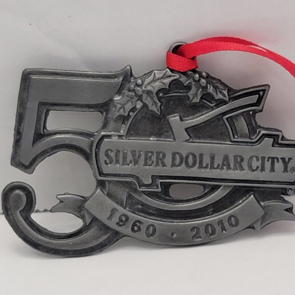 Silver Dollar City 50th Anniversary Made in USA Christmas Pewter Ornament 2010 - Picture 3 of 7